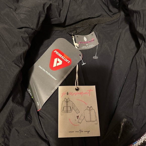 NWT Free People Movement Quilted puffer coat. Reversible. Zip up. Size S - Picture 8 of 9